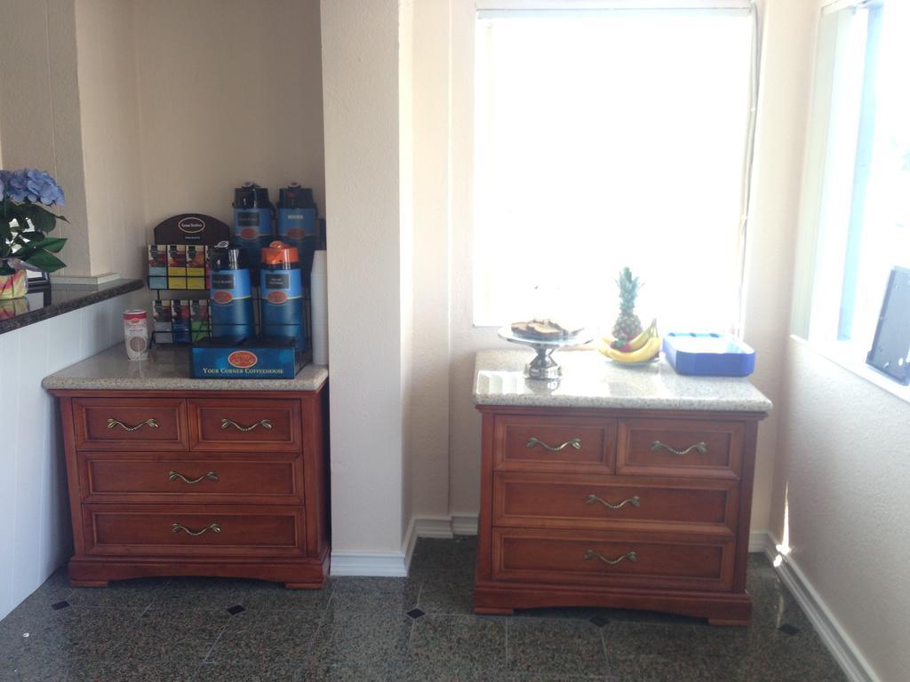 Americas Best Value Inn - Downtown Oakland/Lake Merritt Exteriör bild